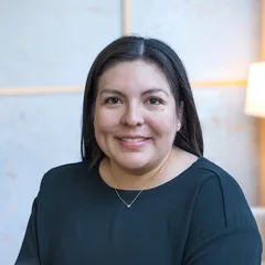 Dr. Adriana Palacio